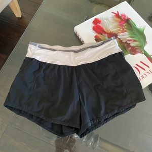 Lululemon Black run times shorts